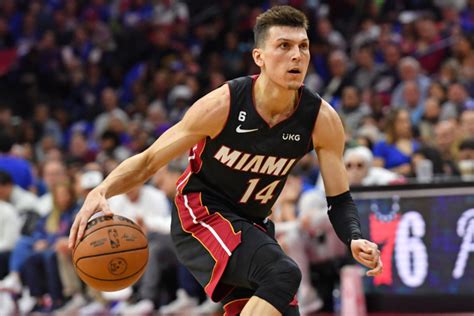 Depending on the target, <strong>Herro</strong> figures to be at the center of any offer for an All-Star-caliber talent who potentially puts Miami over the top. . Tyler herro trade rumors